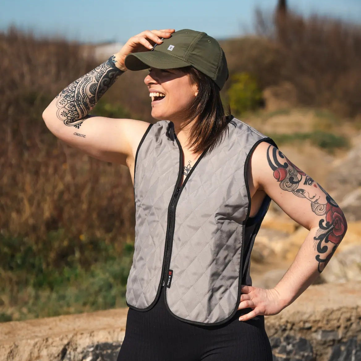 Gilet rafraichissant gris portée G-Heat®