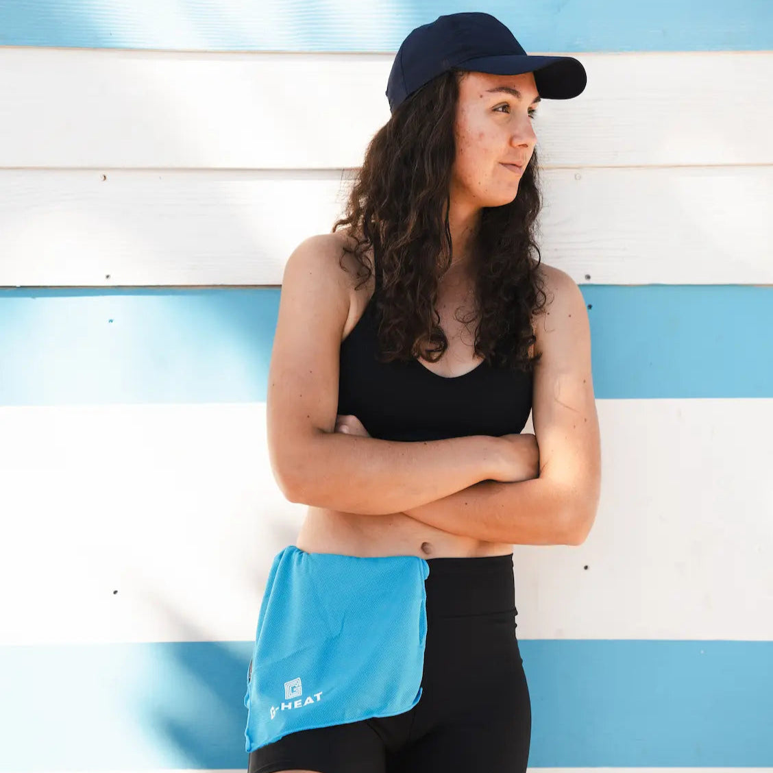 serviette rafraîchissante bleue portée G Heat